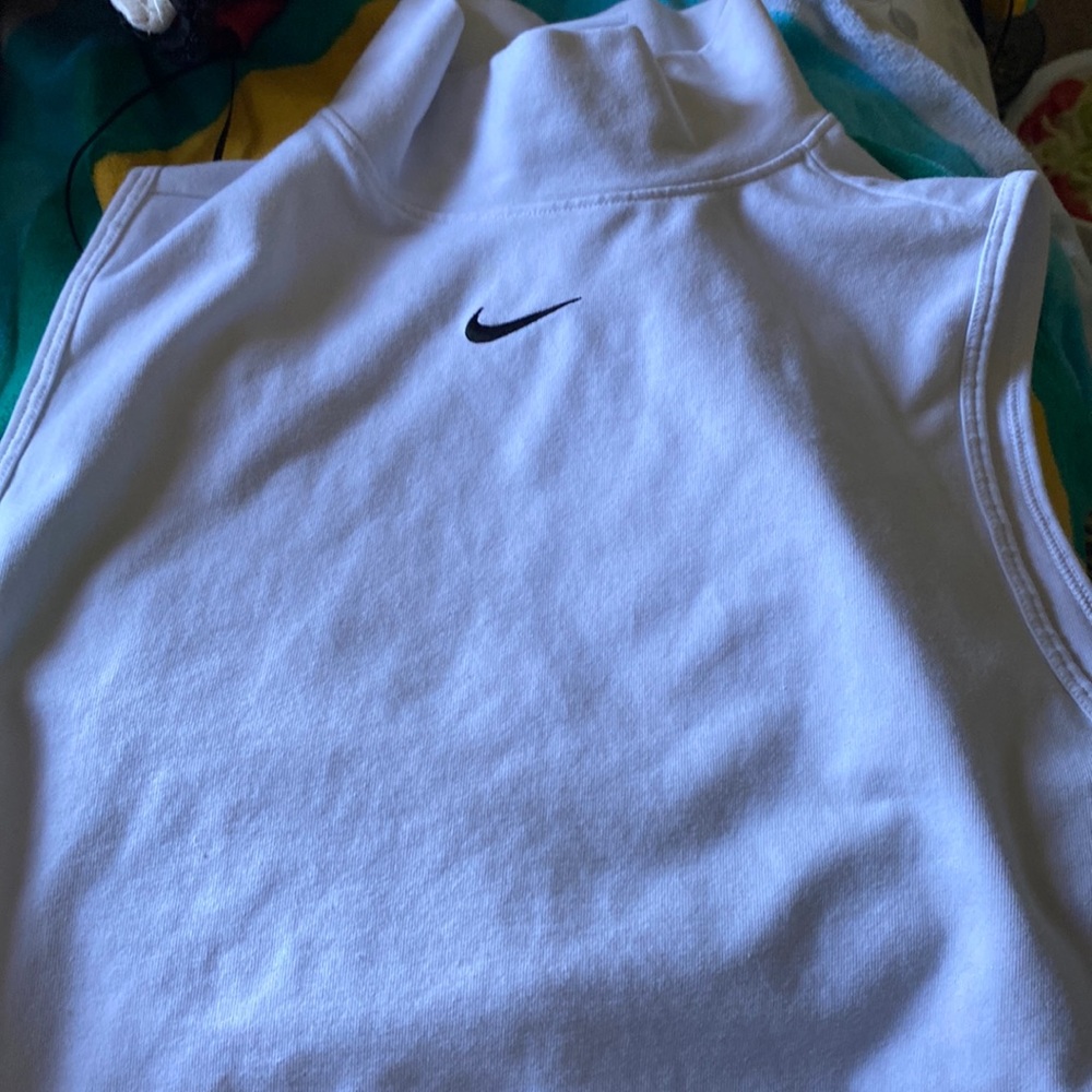 White Nike turtle neck crop top for workouts